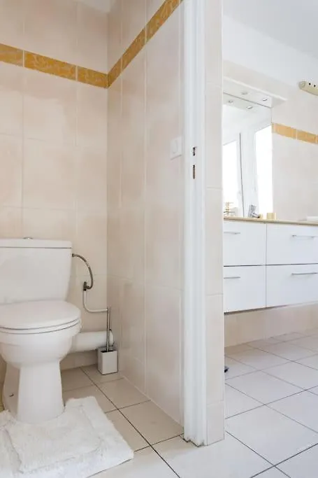 Elegant 4-room Near Arc De Triomphe And Palais Des Congres Διαμέρισμα